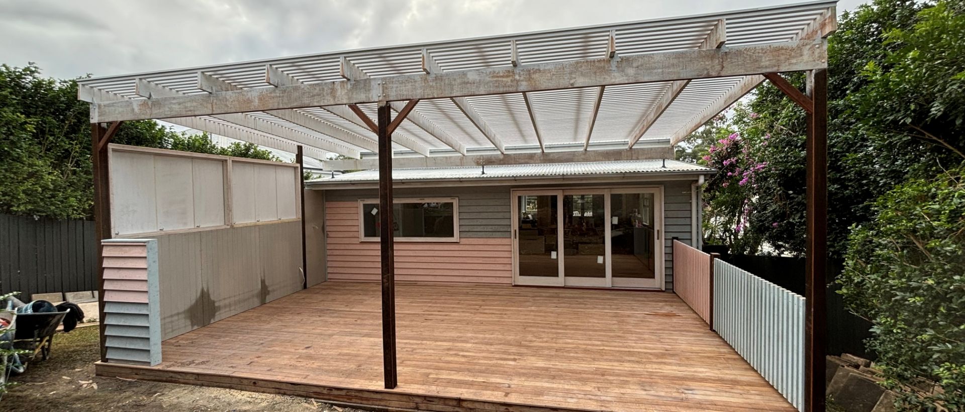 Why Architrave Installation in Brisbane Is Essential for Modern Interior Finishing
