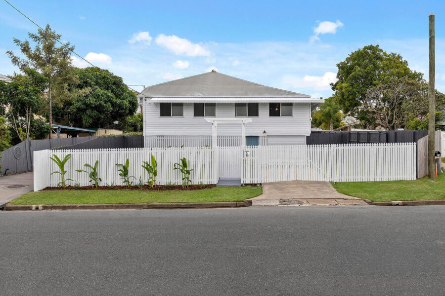 How Pergola Construction in Brisbane Adds Value to Your Home