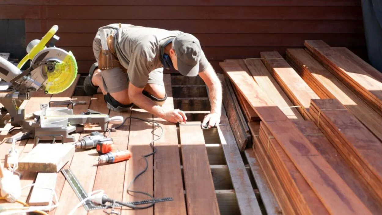 How to Choose the Right Timber Deck Construction in Brisbane
